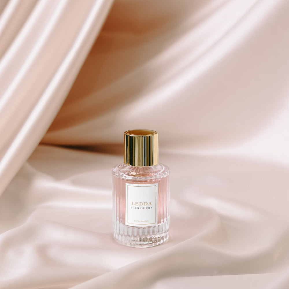 16 Scenic Rose Eau De Parfum