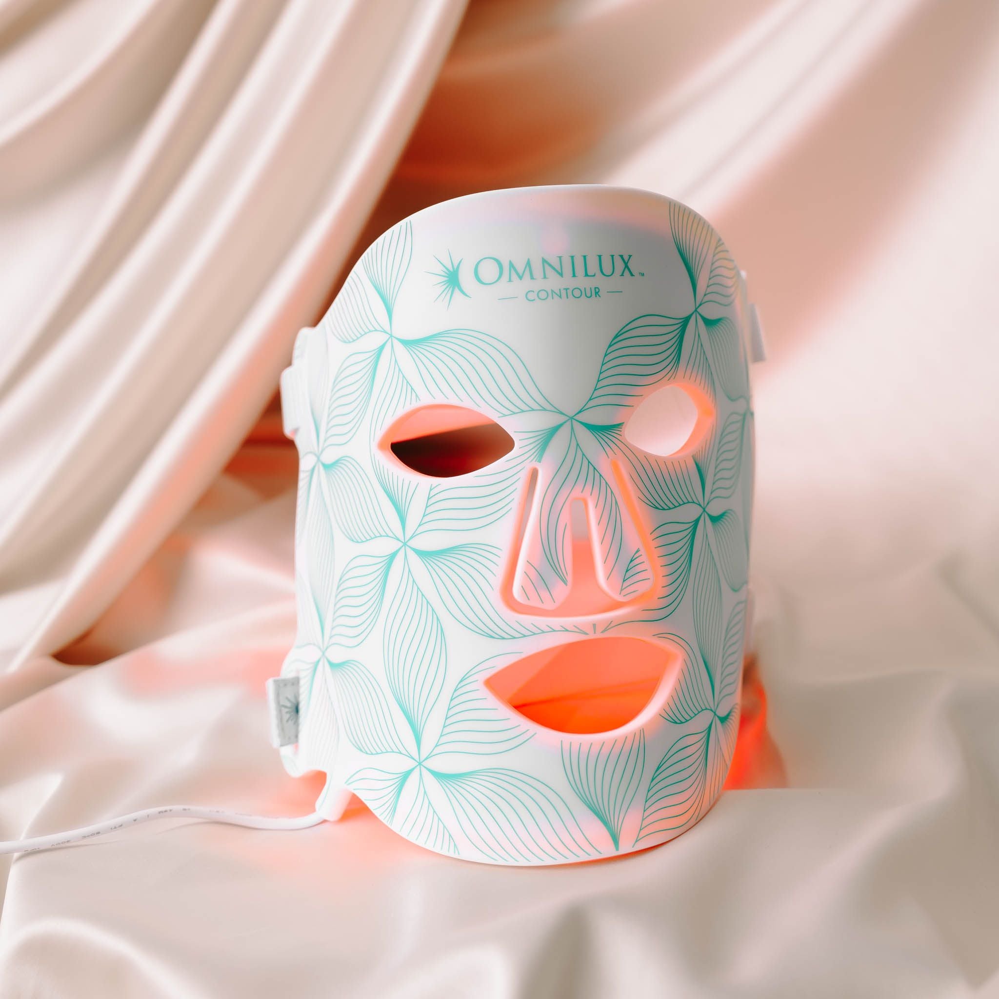 Omnilux Contour Face